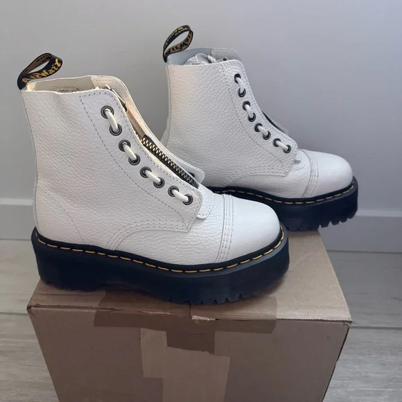 Dr. Martens Sinclair Platform Bootie (white) - Picture 2 of 9